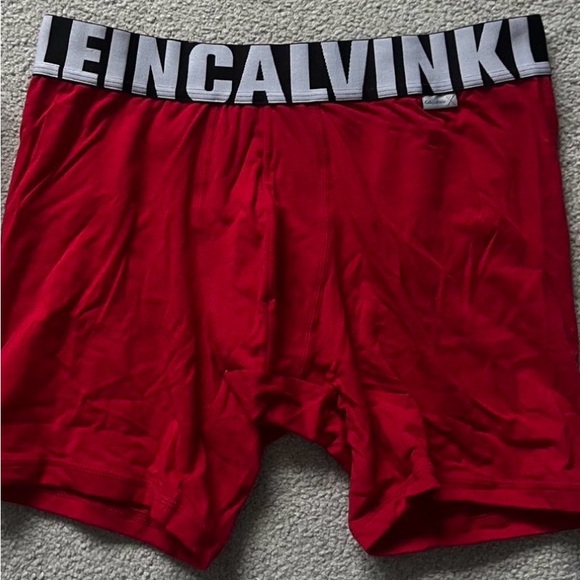 ISO Calvin klein X micro